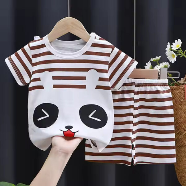 Exclusive Baby printed T-Shirt and pant set